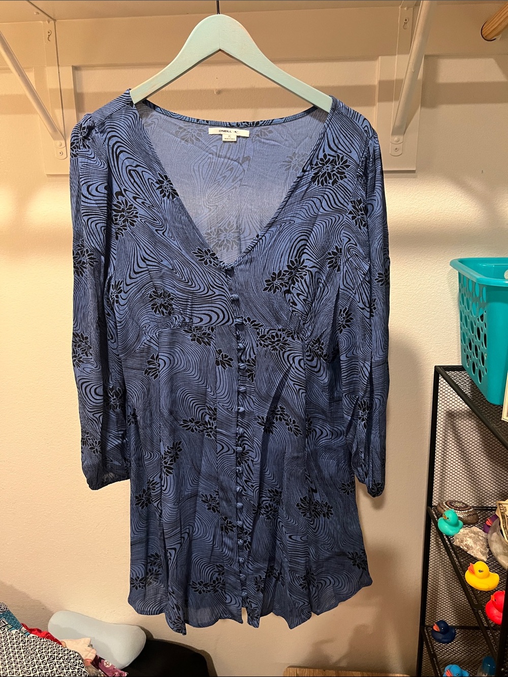O'Neill Blue V-Neck Button-Front Tunic with Black Floral Print